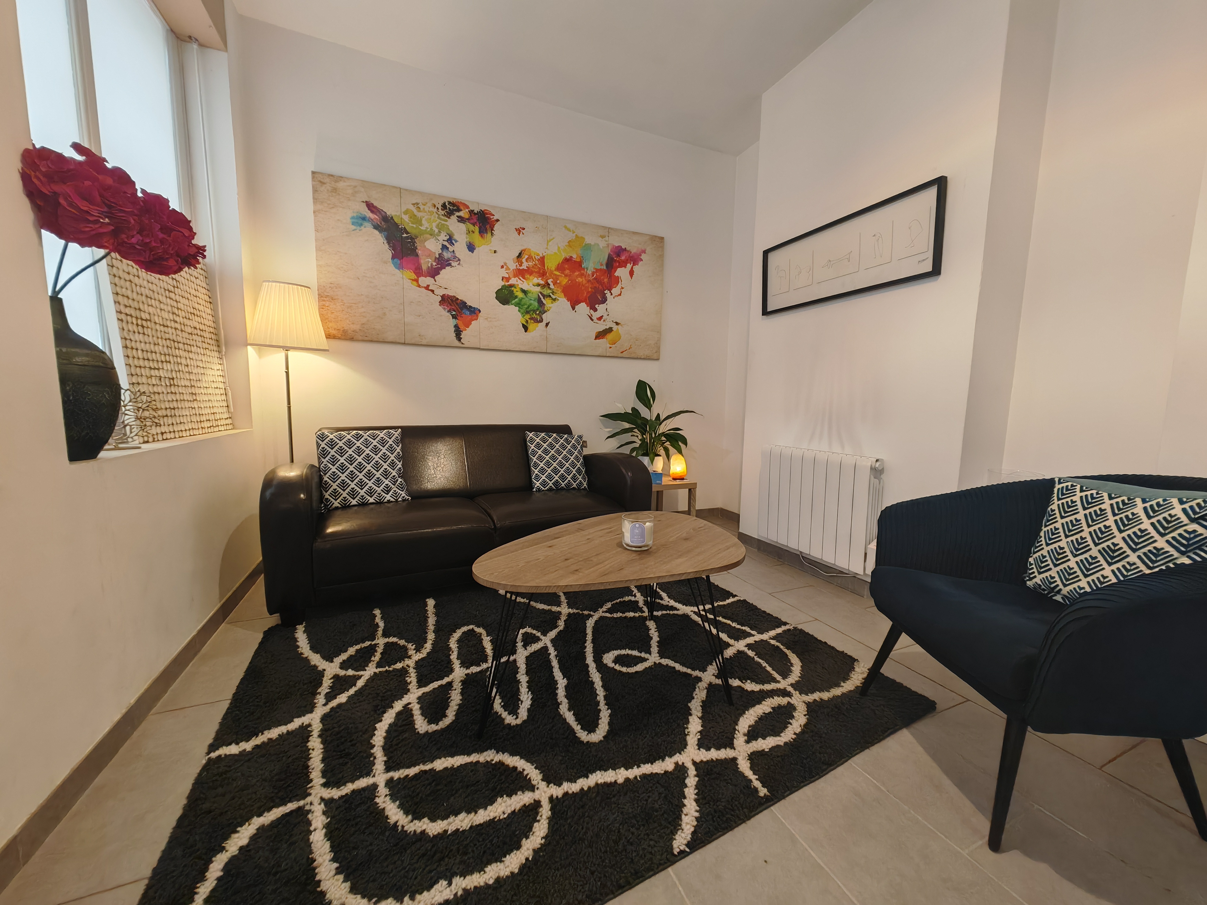 Bureau d'accueil du cabinet d'Isabelle Lhomme